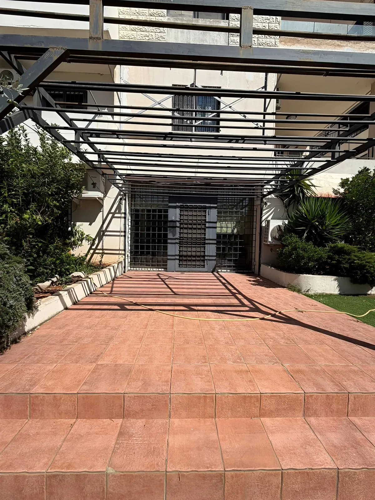 Apartment for Sale in Ballouneh