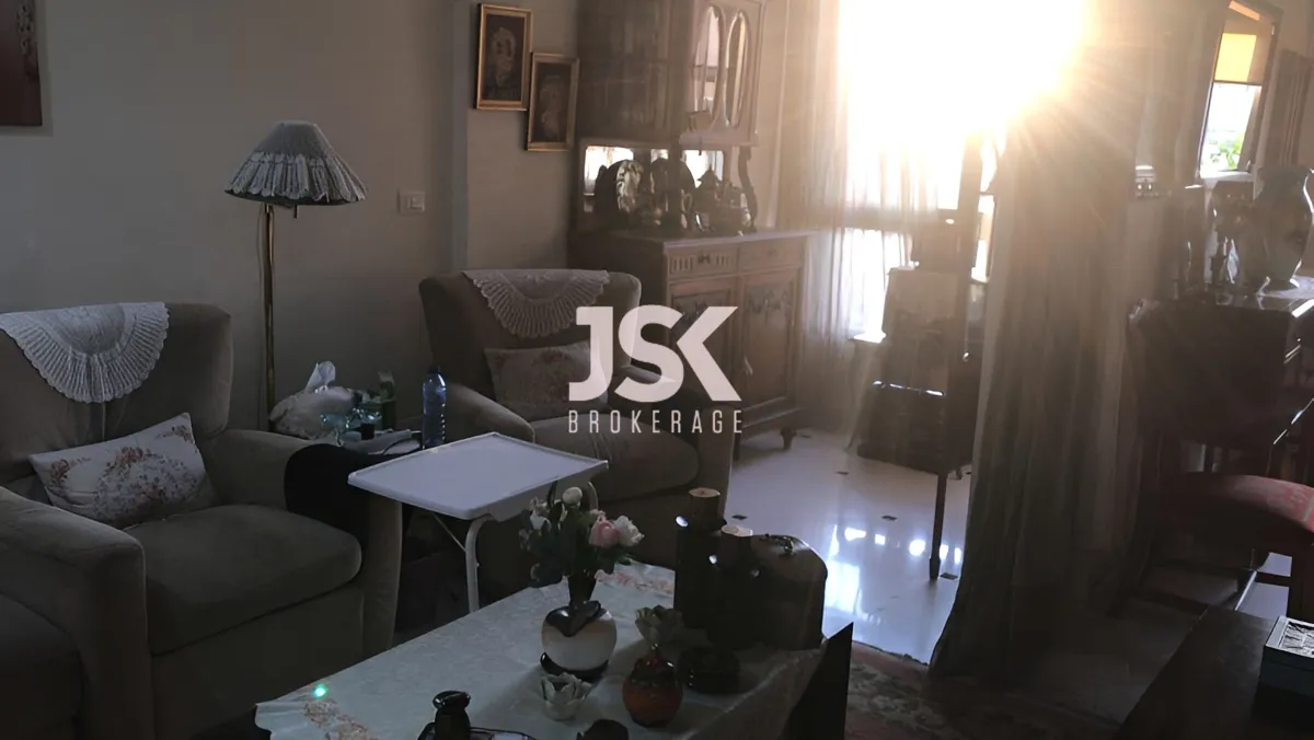 Apartment for Sale in Ras Al Naba'a, Beirut, Lebanon