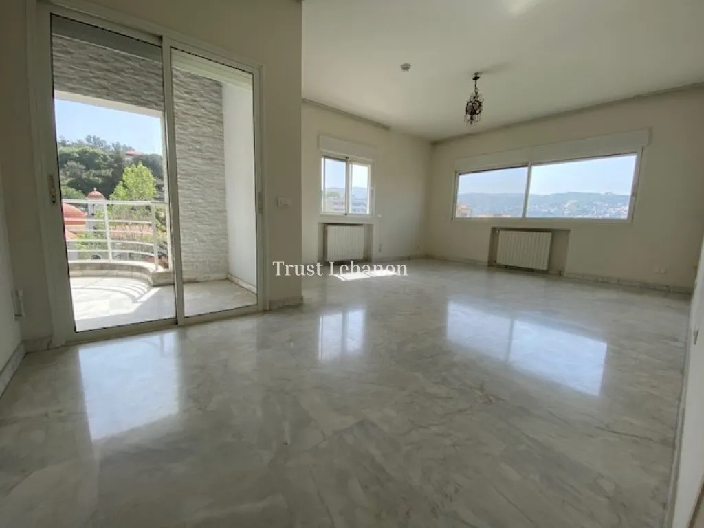 Apartment for rent in Monteverde Main Street، Lebanon