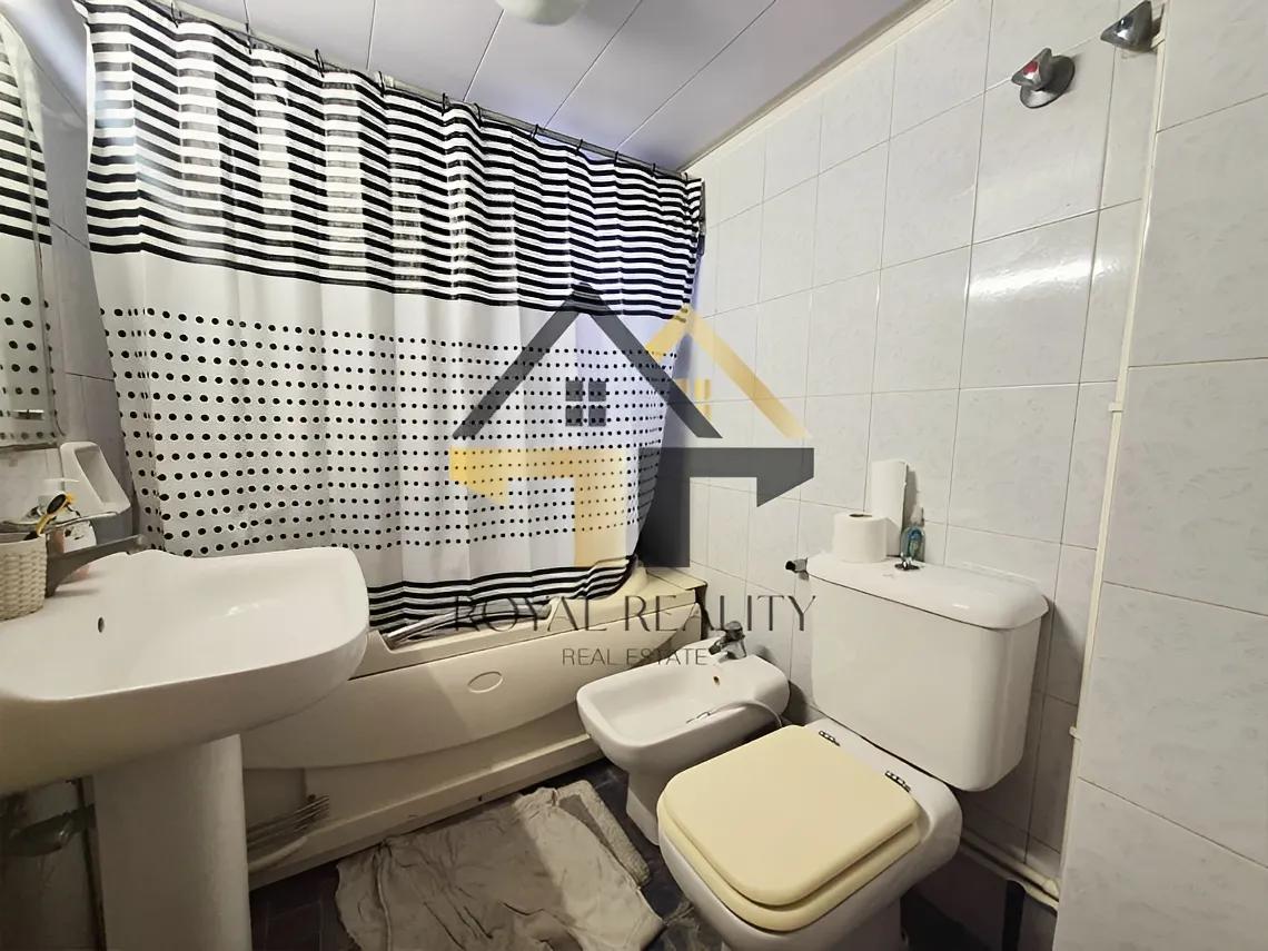 Apartment for sale in Ain Al Mraiseh