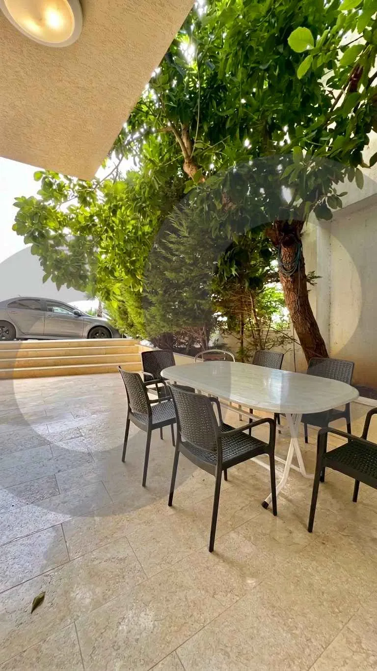 Villa for Sale in Safra