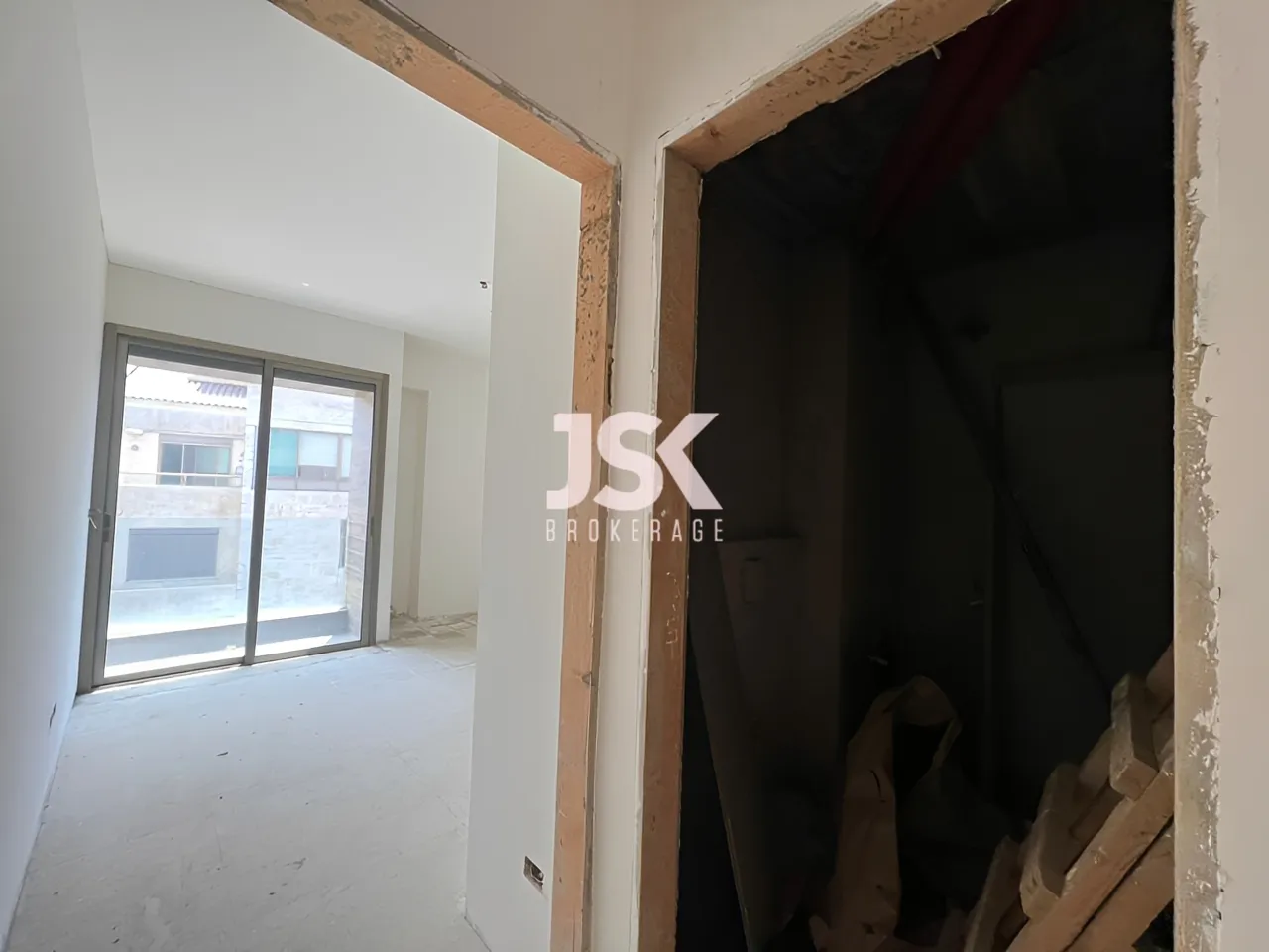 Apartment for Sale in Adma w Dafnah