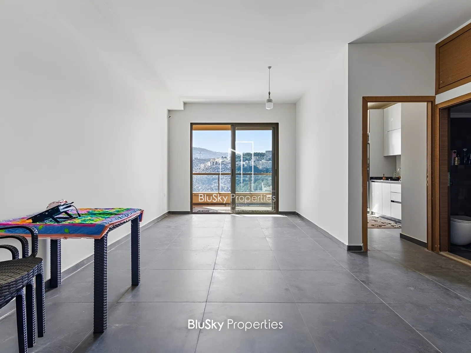 Apartment for Sale in Mansourieh - 2 bed, 2 bath