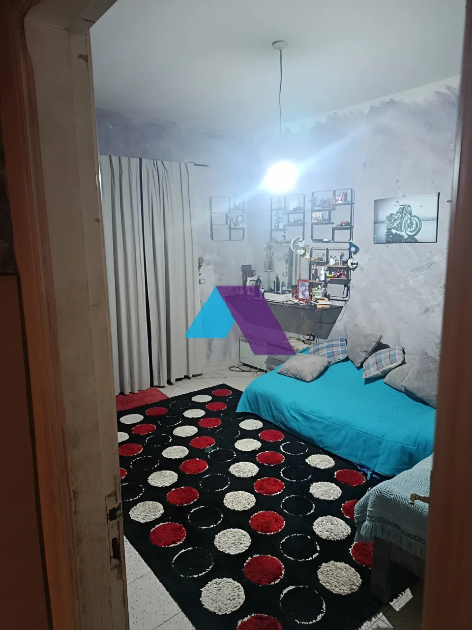 Apartment for Sale in Ain El Remmaneh - 5 bed, 4 bath
