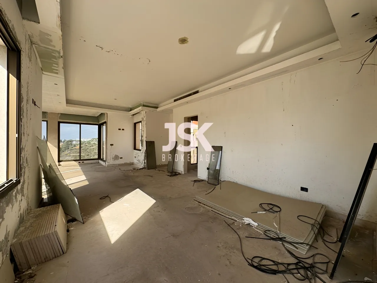 Building for Sale in Ain Najm