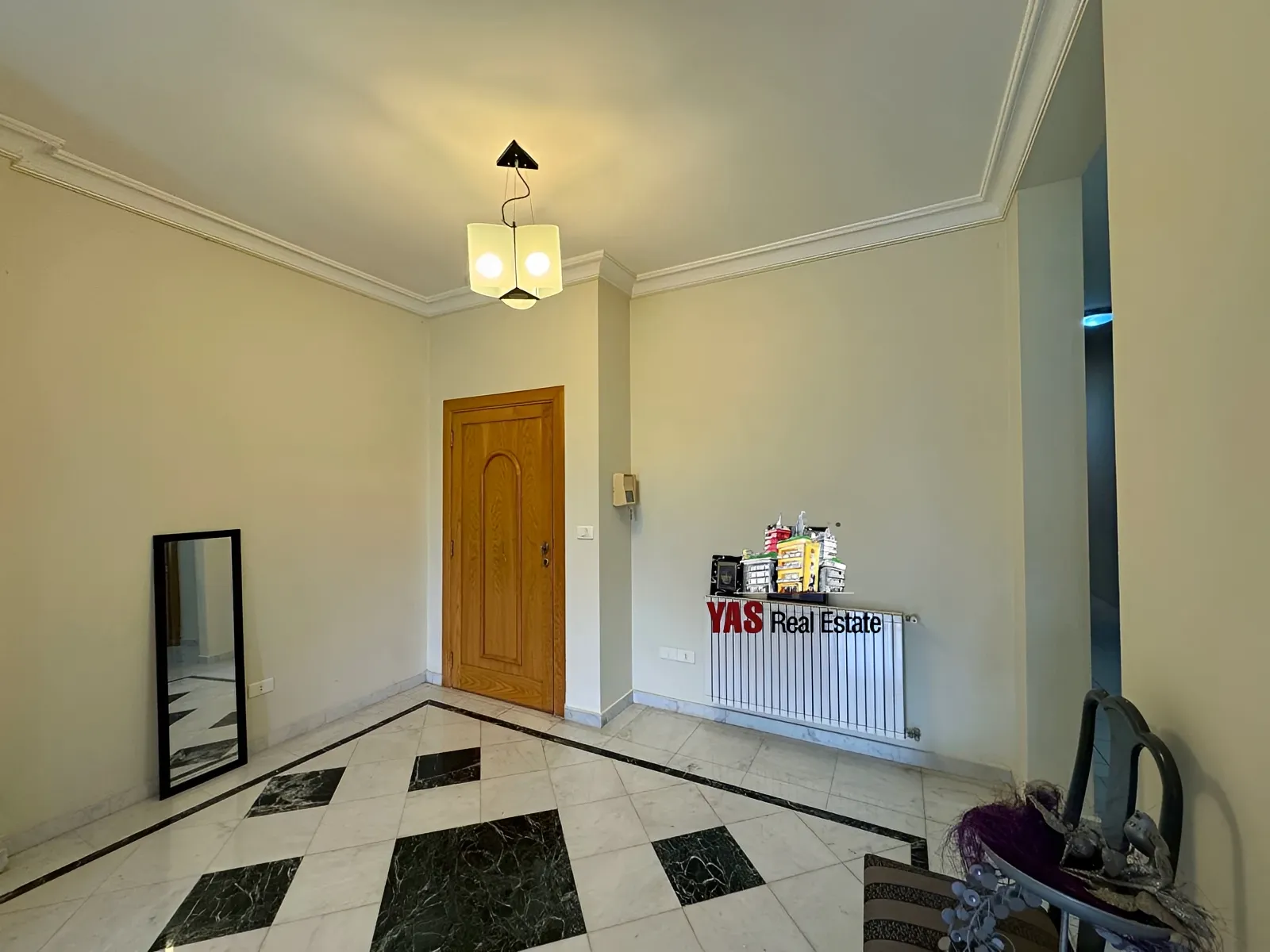 Apartment for Sale in Ballouneh