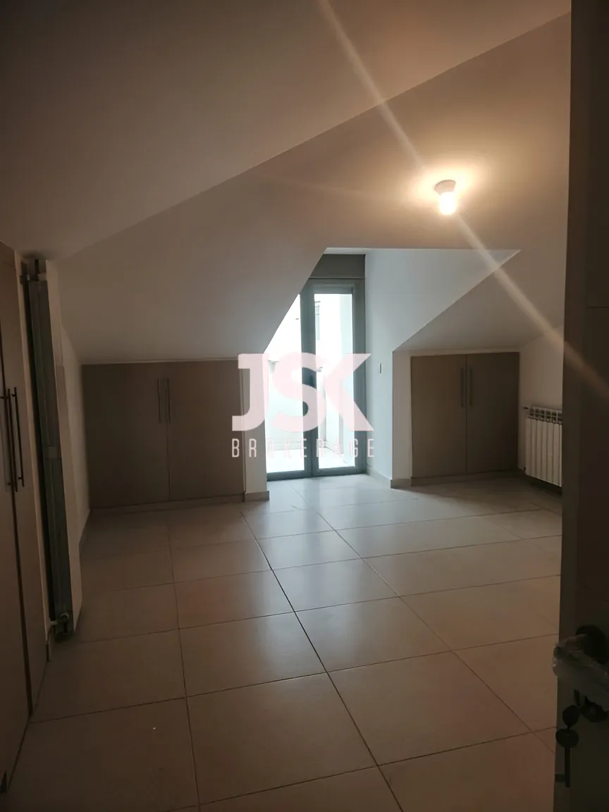 Duplex for Sale in Montiverdi, Lebanon - 3 bed, 4 bath