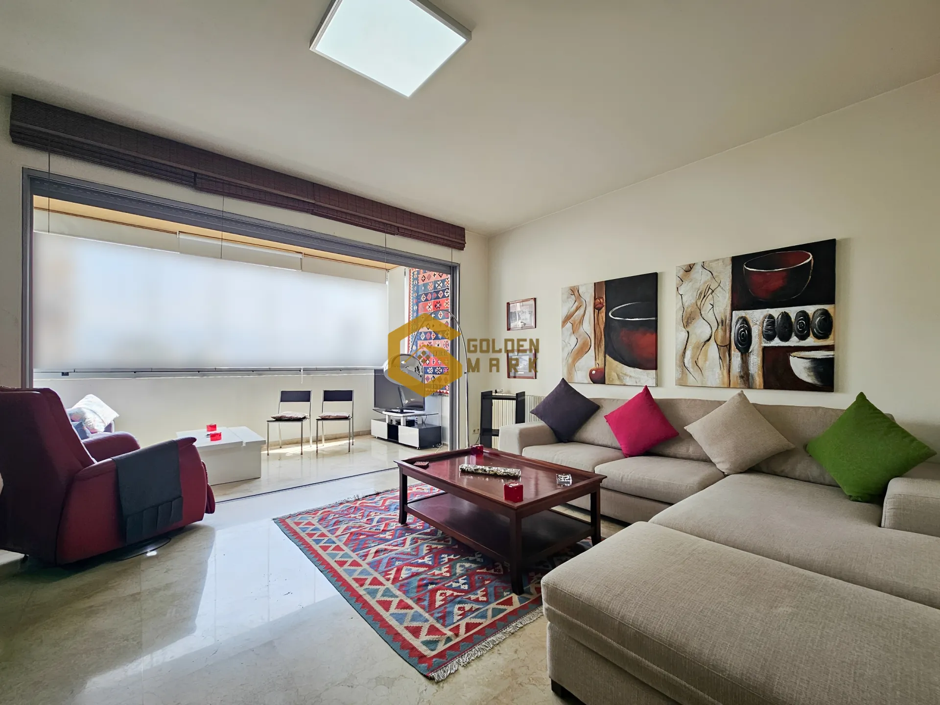 Apartment for Sale in Achrafieh, Beirut - 1 bed, 2 bath