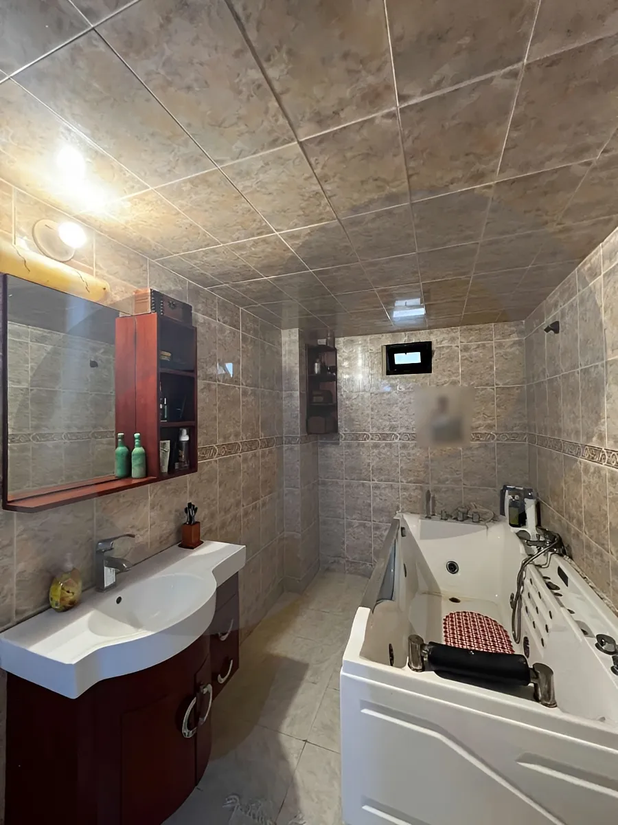 Apartment for Sale in Aabra, Lebanon