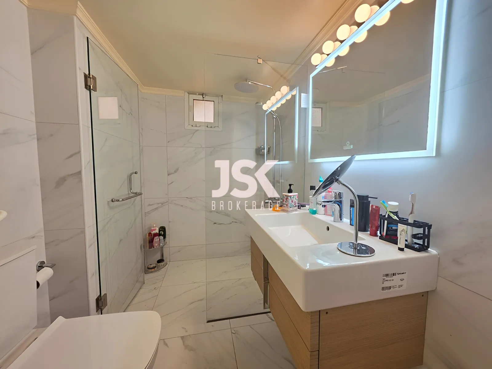 Apartment for Sale in Yarzeh