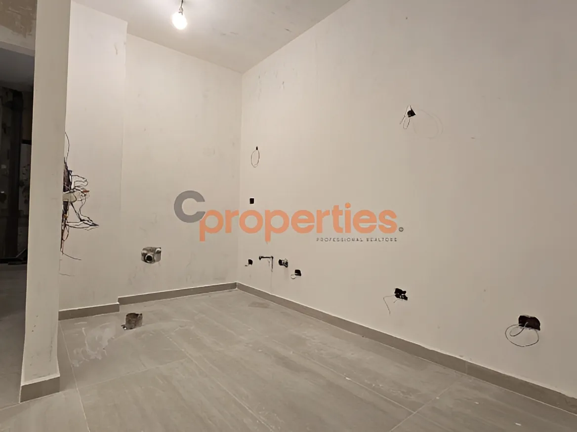 Apartment for Sale in Forn El Chebbak
