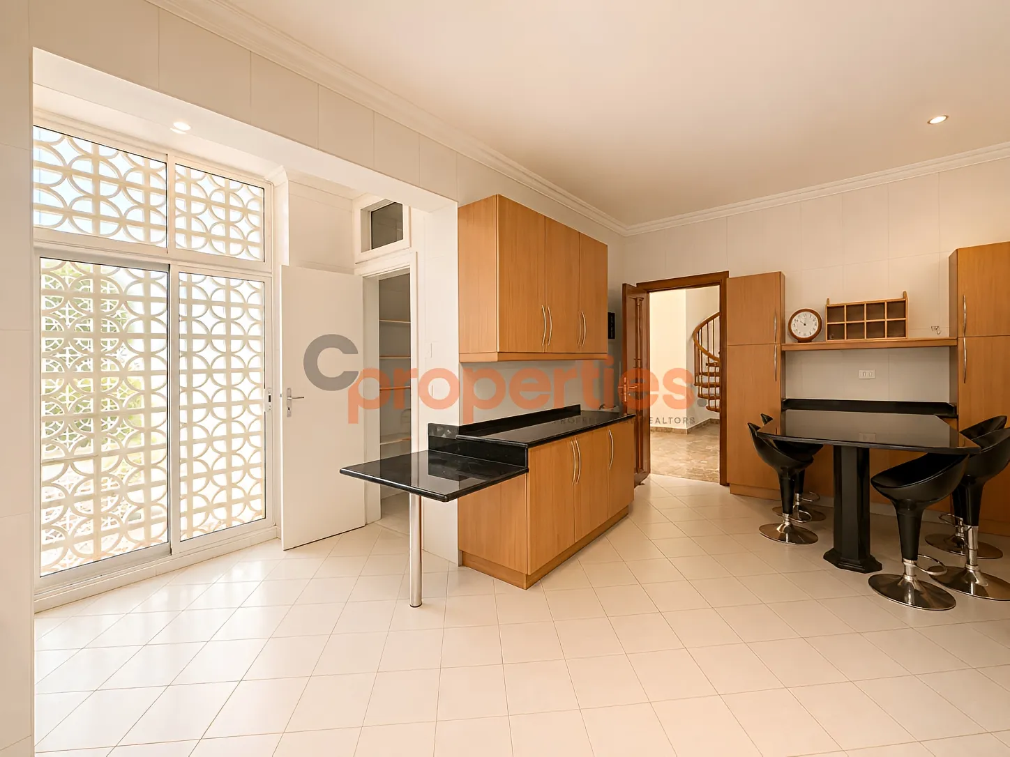Apartment for Rent in Mtaileb
