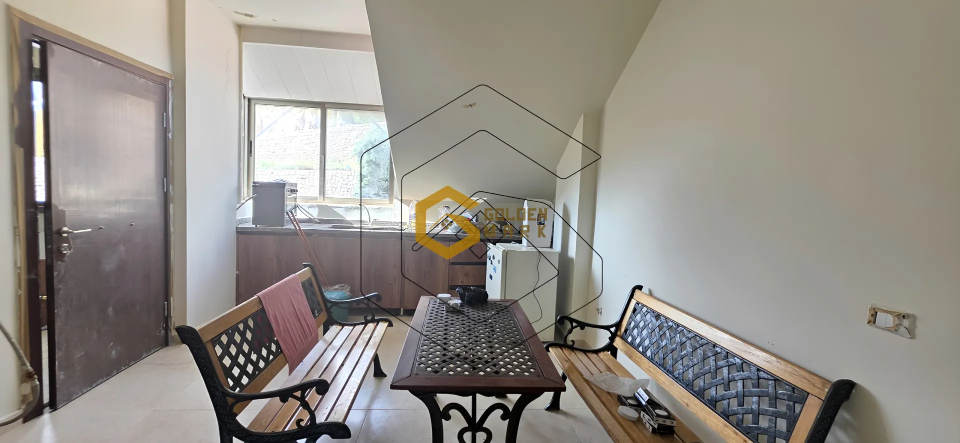Apartment for Sale in Ain Aar