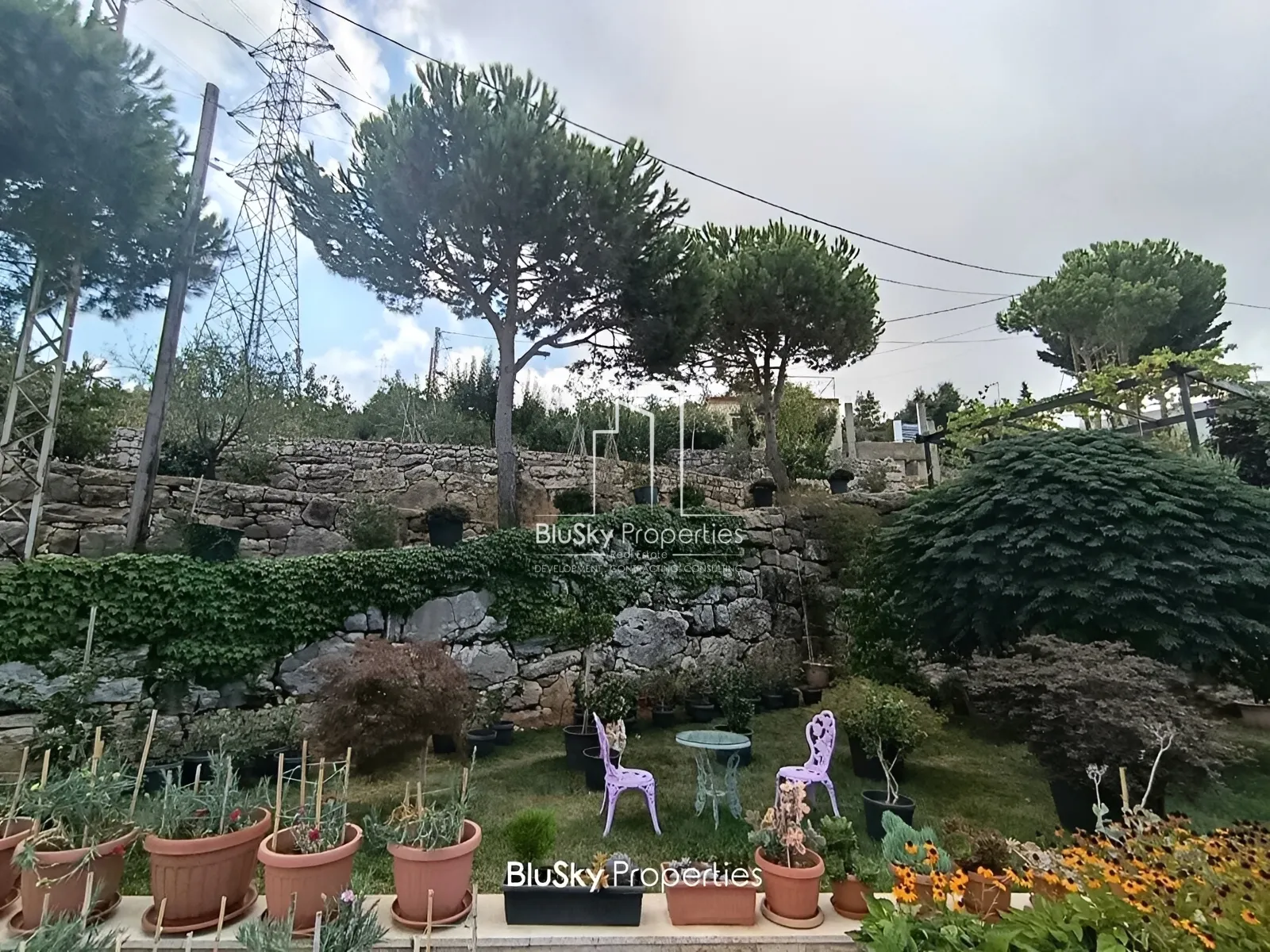 Villa for Sale in Hossain, kesserwan - 3 bed, 4 bath