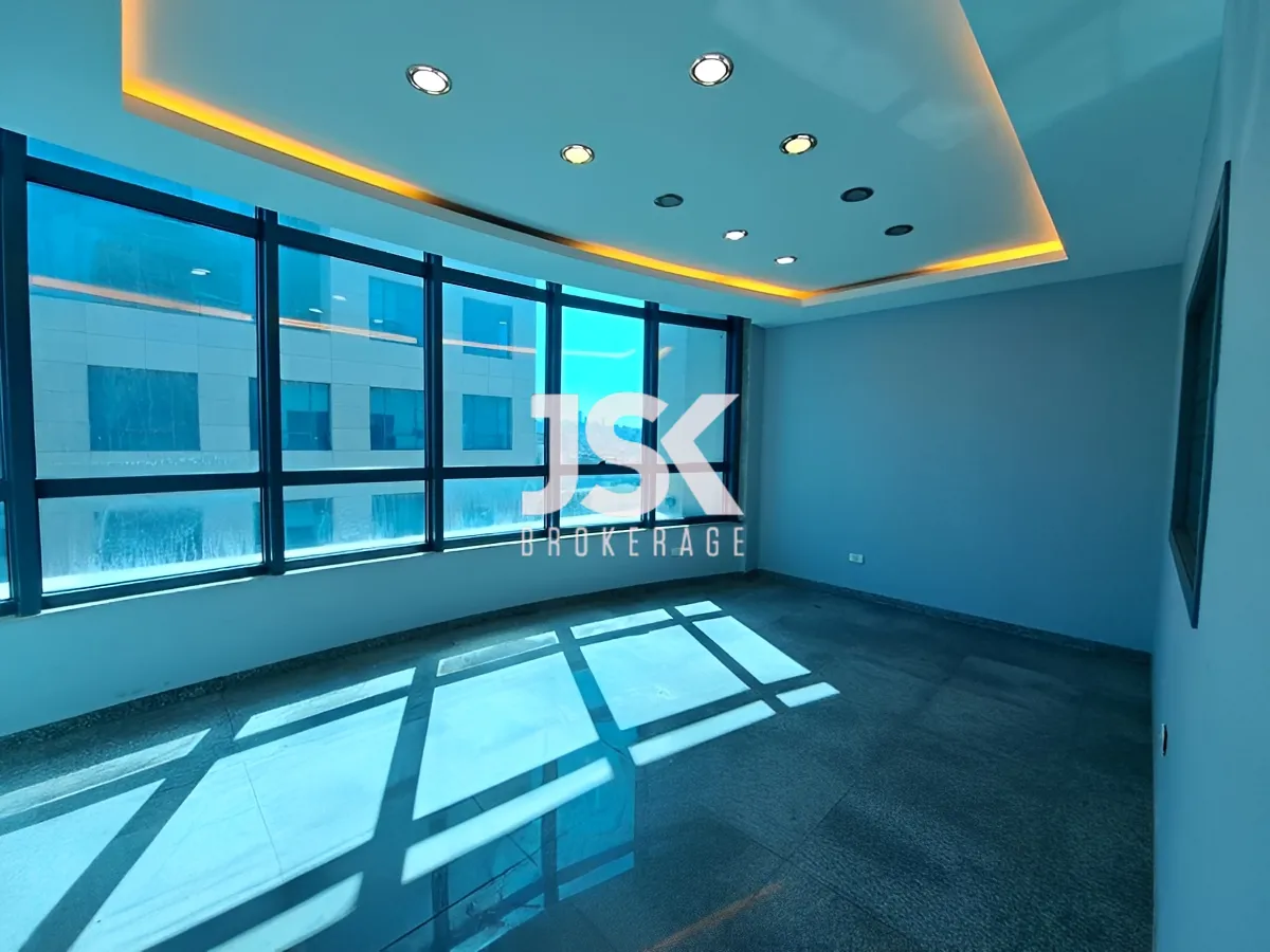 Office for rent in Baouchriyeh