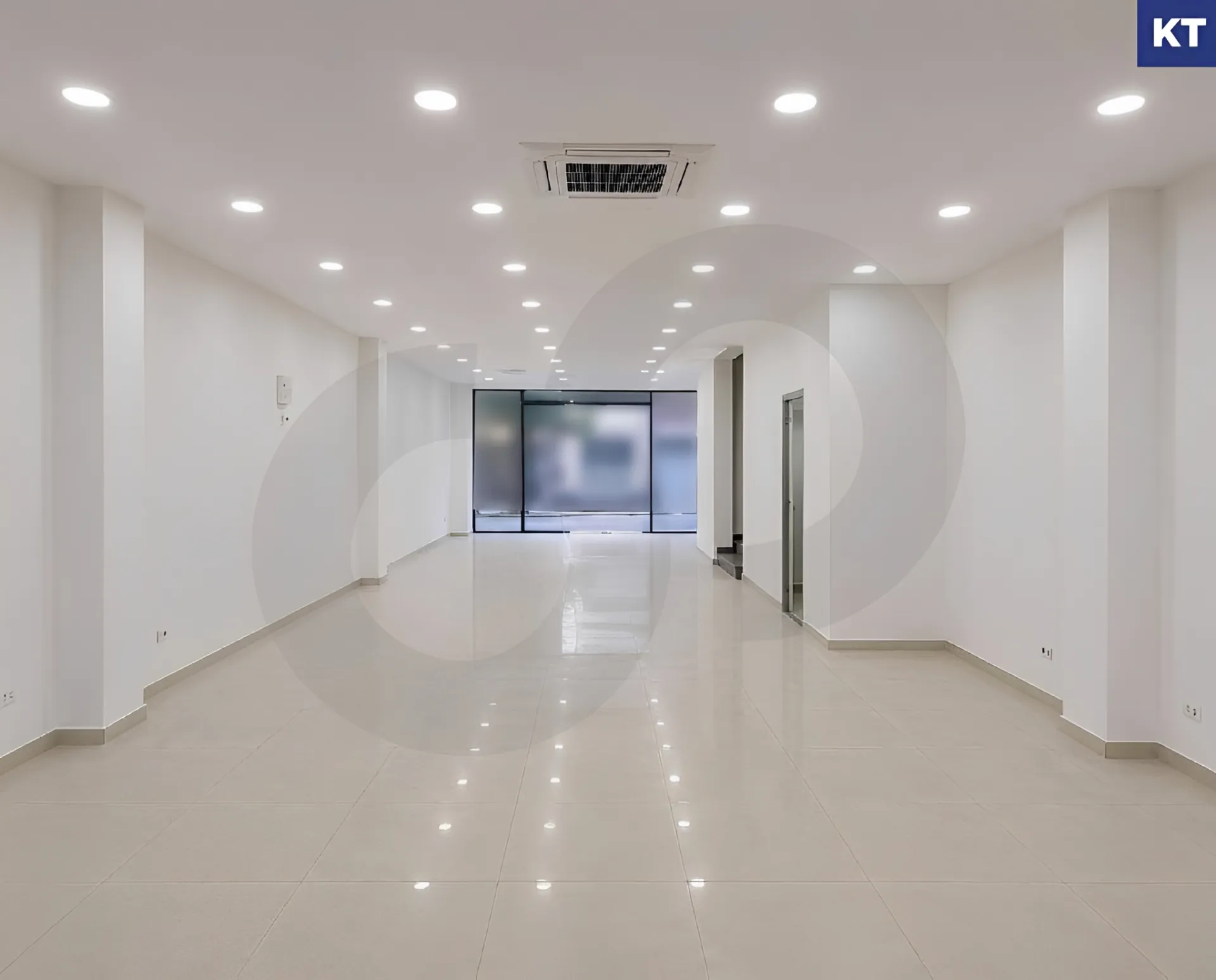Showroom for Rent in Rabieh