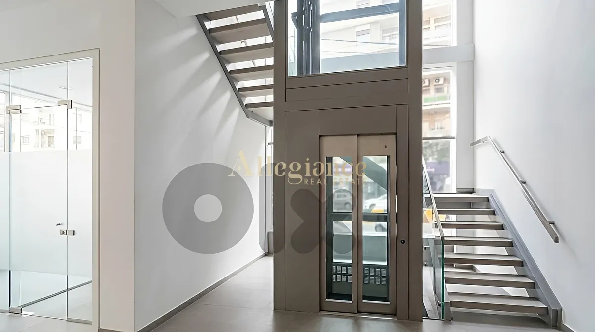 Office for sale in Achrafieh