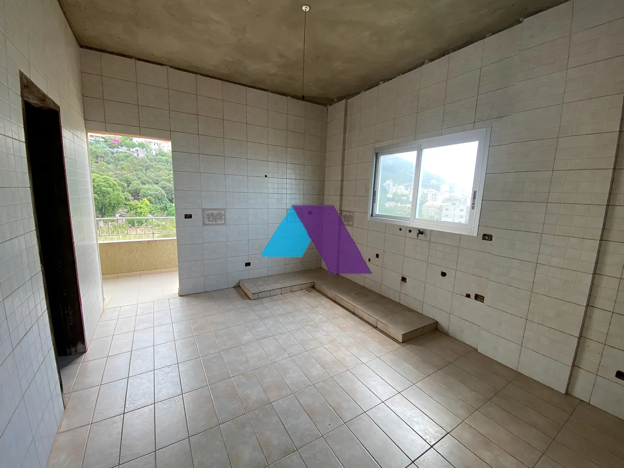 Apartment for Sale in Haret Sakher - 3 bed, 2 bath