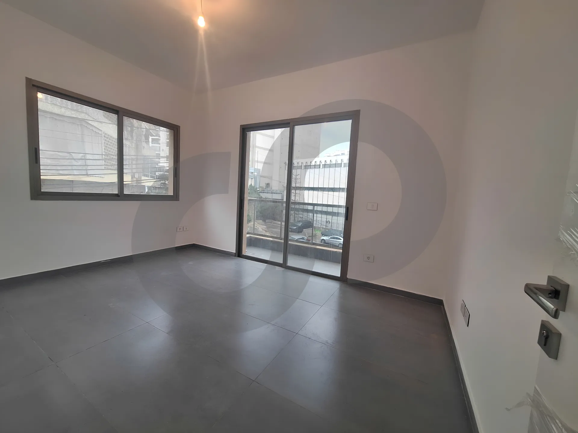 Commercial Property for Rent in Jdeideh