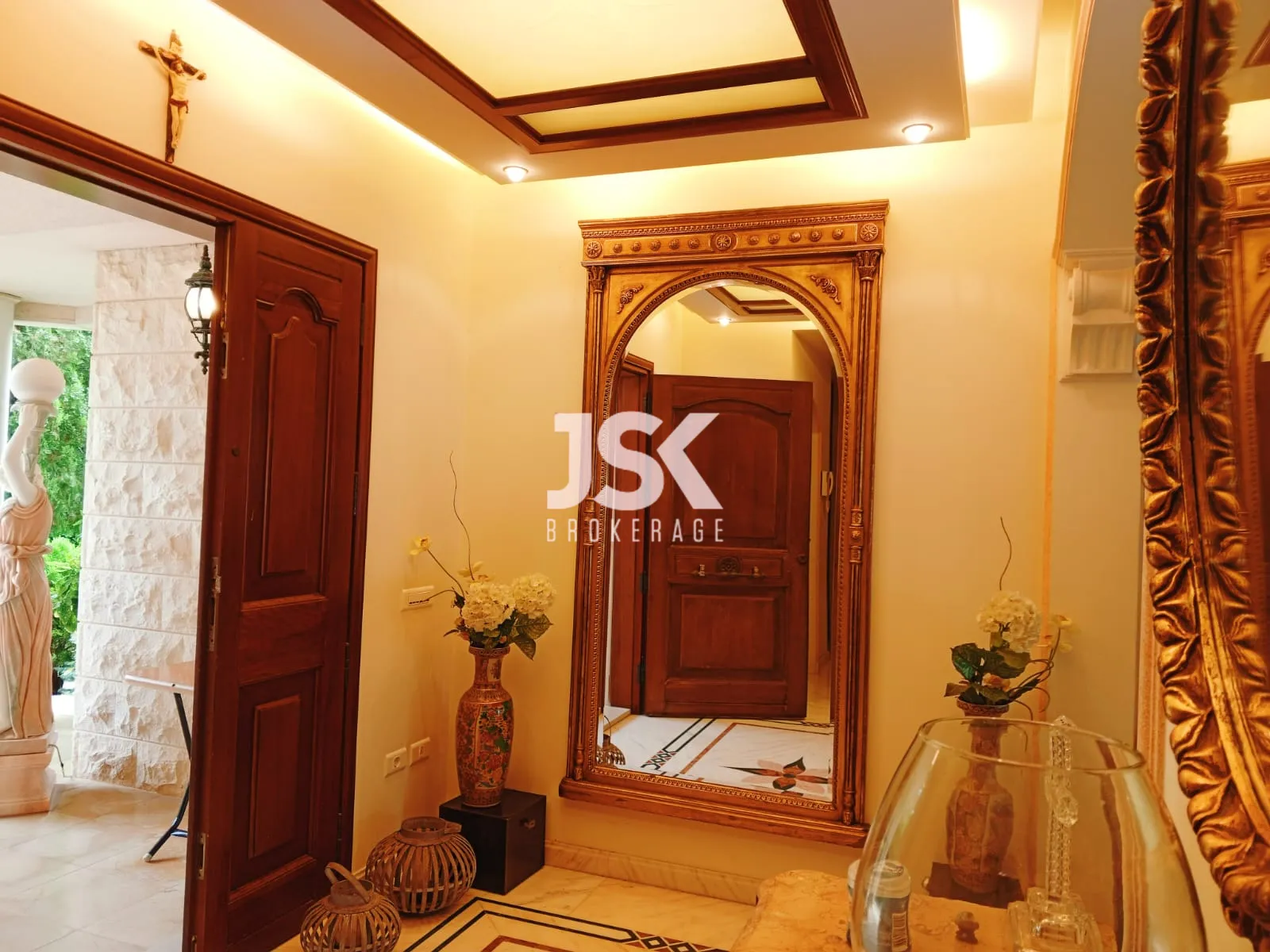 Villa for Sale in Kfour