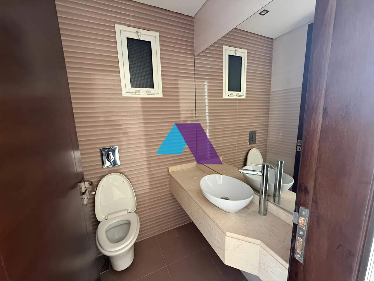 Apartment for Sale in Ballouneh