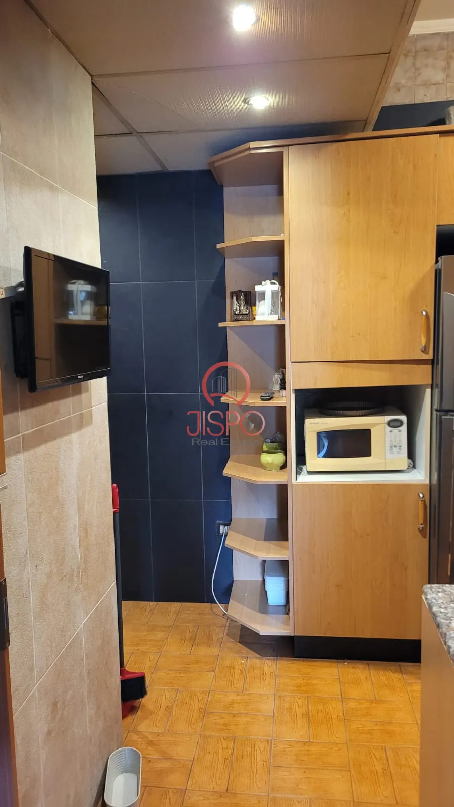 Apartment for Rent in Adonis