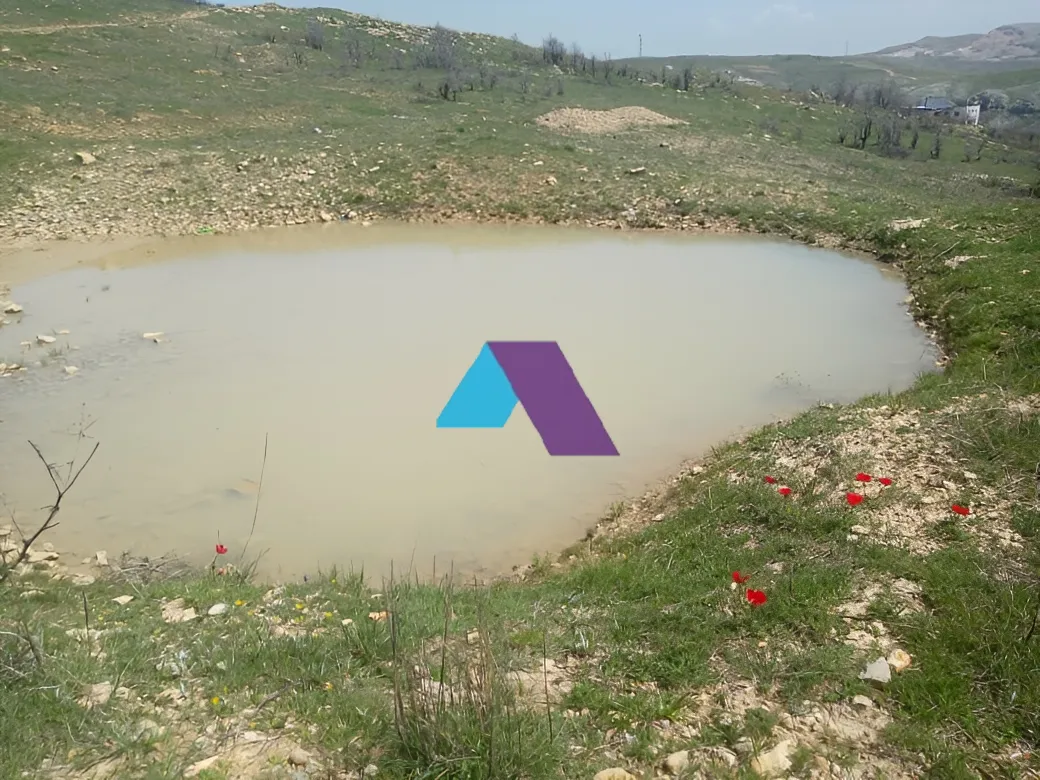 Land for Sale in daher el baydar، Lebanon