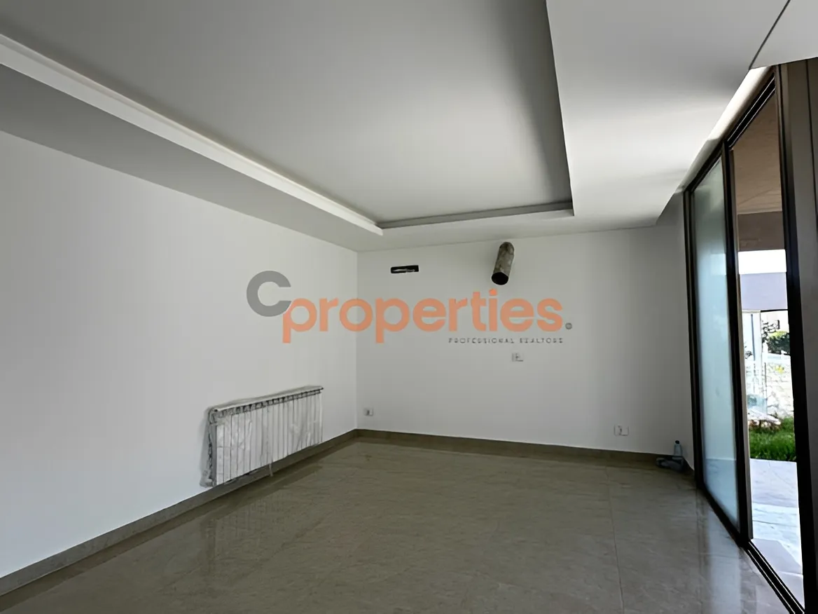 Apartment for Sale in Aamchit - 3 bed, 4 bath