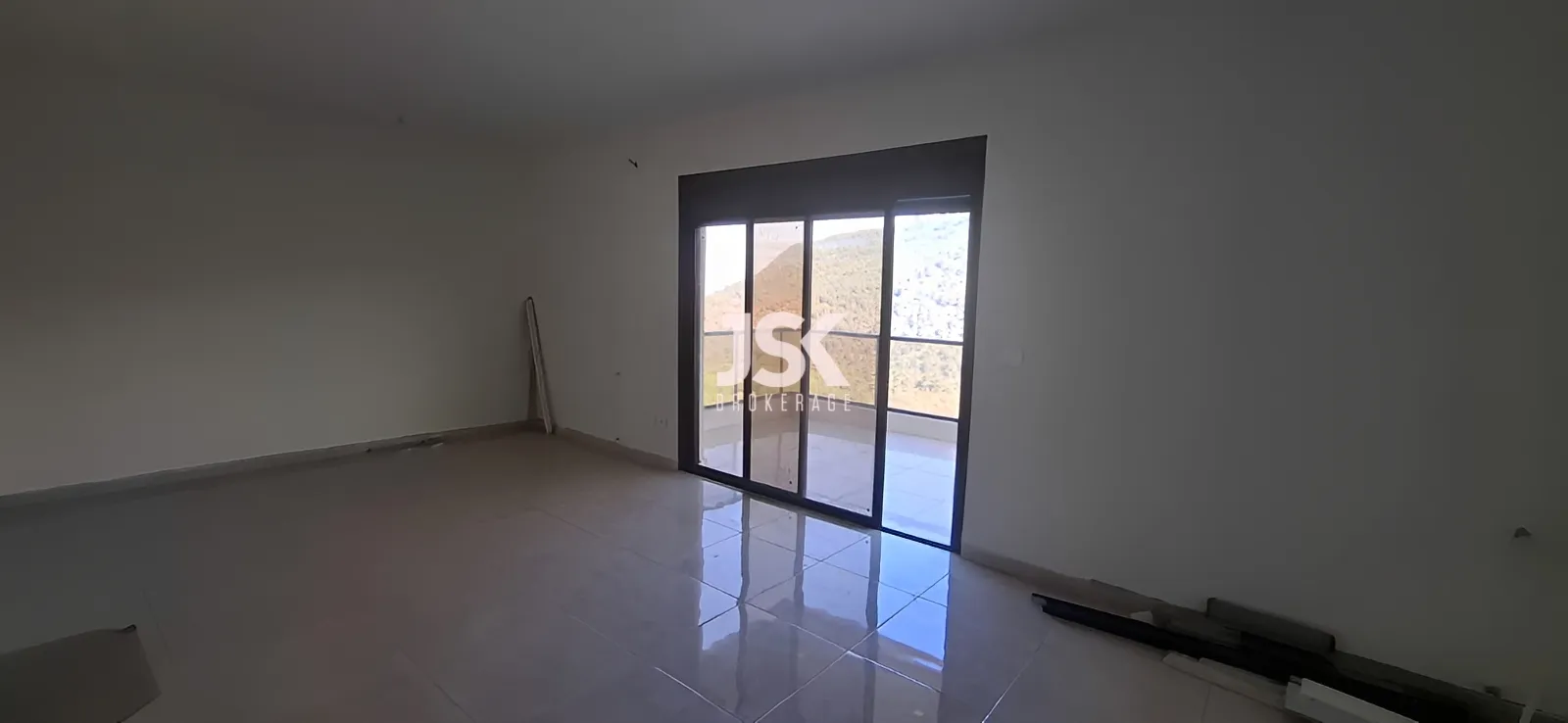 Apartment for Sale in Baabdat - 3 bed, 3 bath