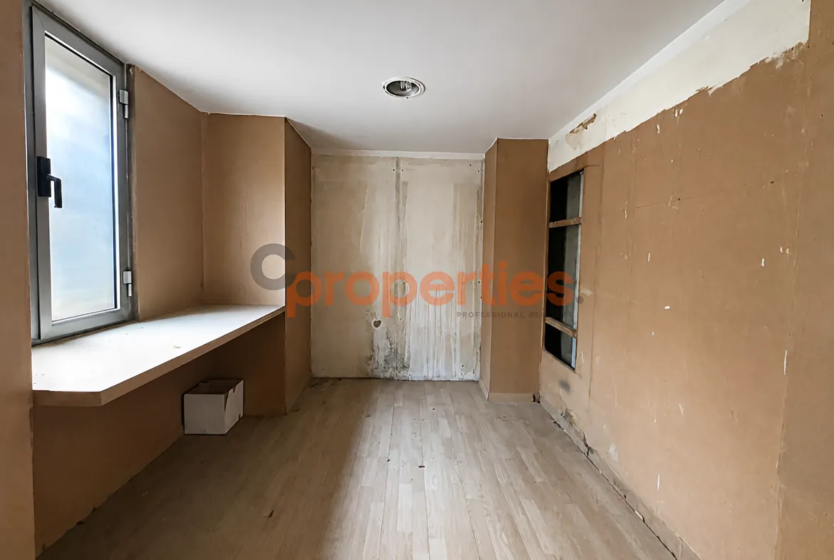 Shop for Rent in Hamra