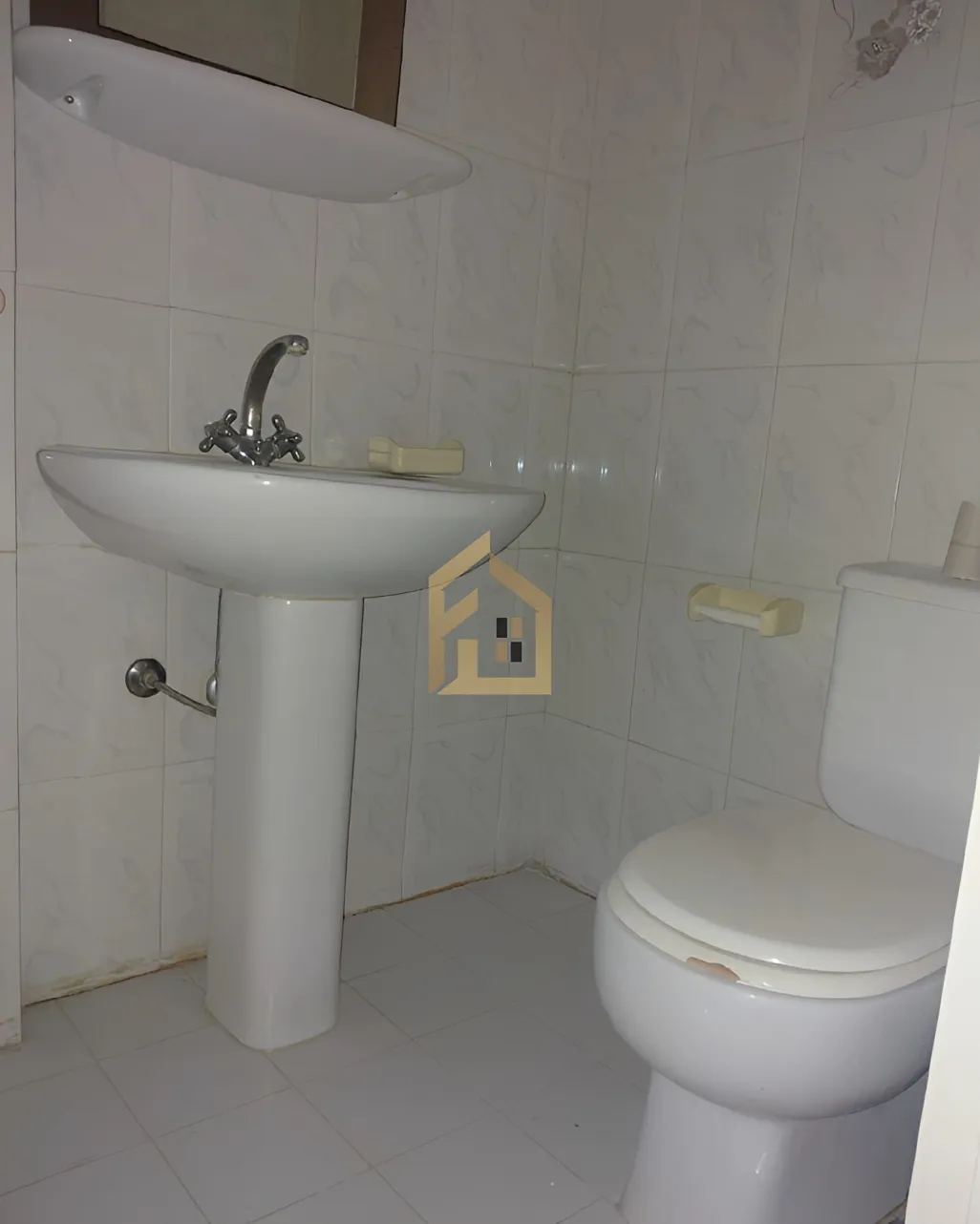 Apartment for sale in Ballouneh, Lebanon - 3 bed, 3 bath