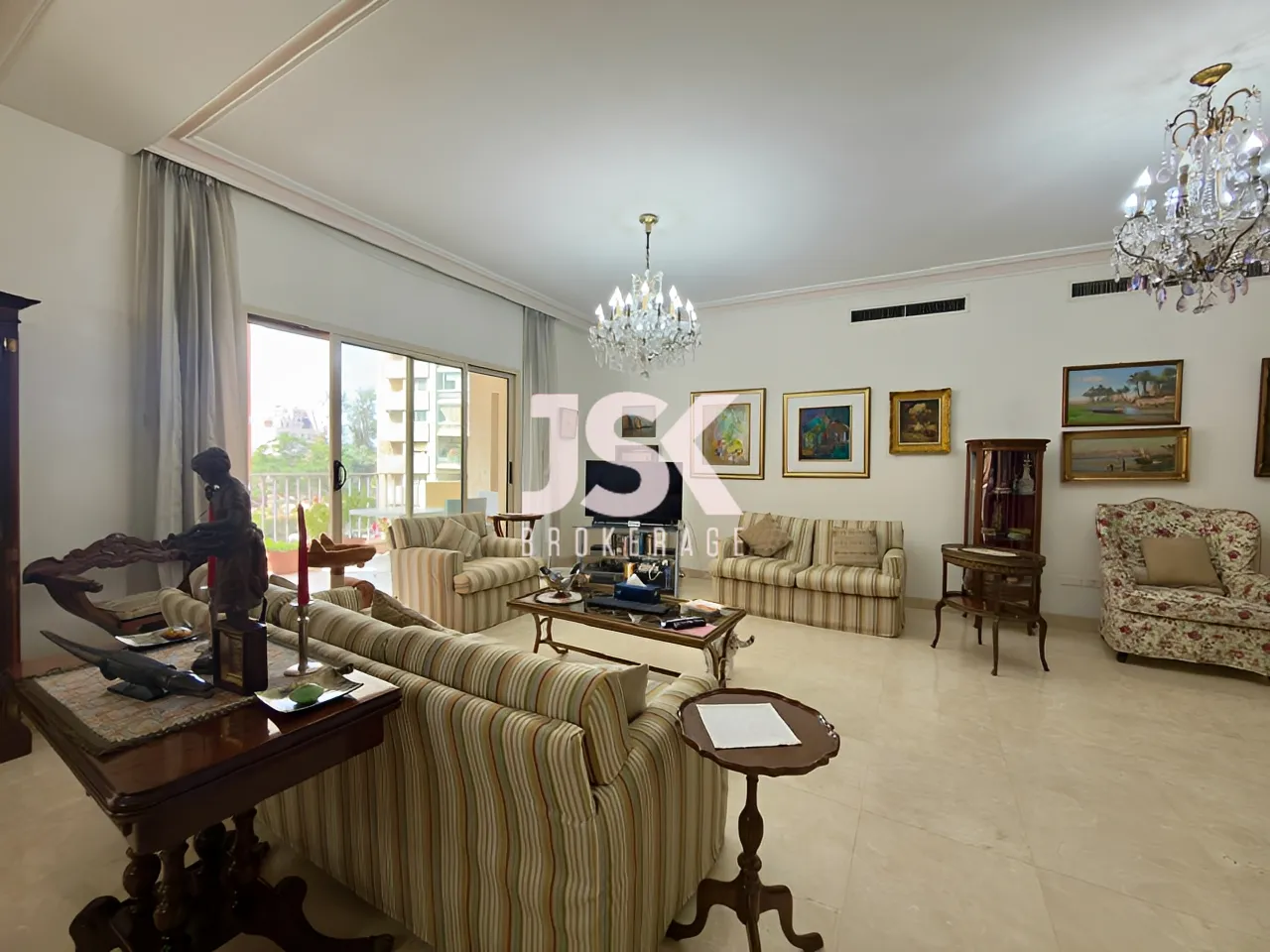 Apartment for Sale in Sioufi - 3 bed