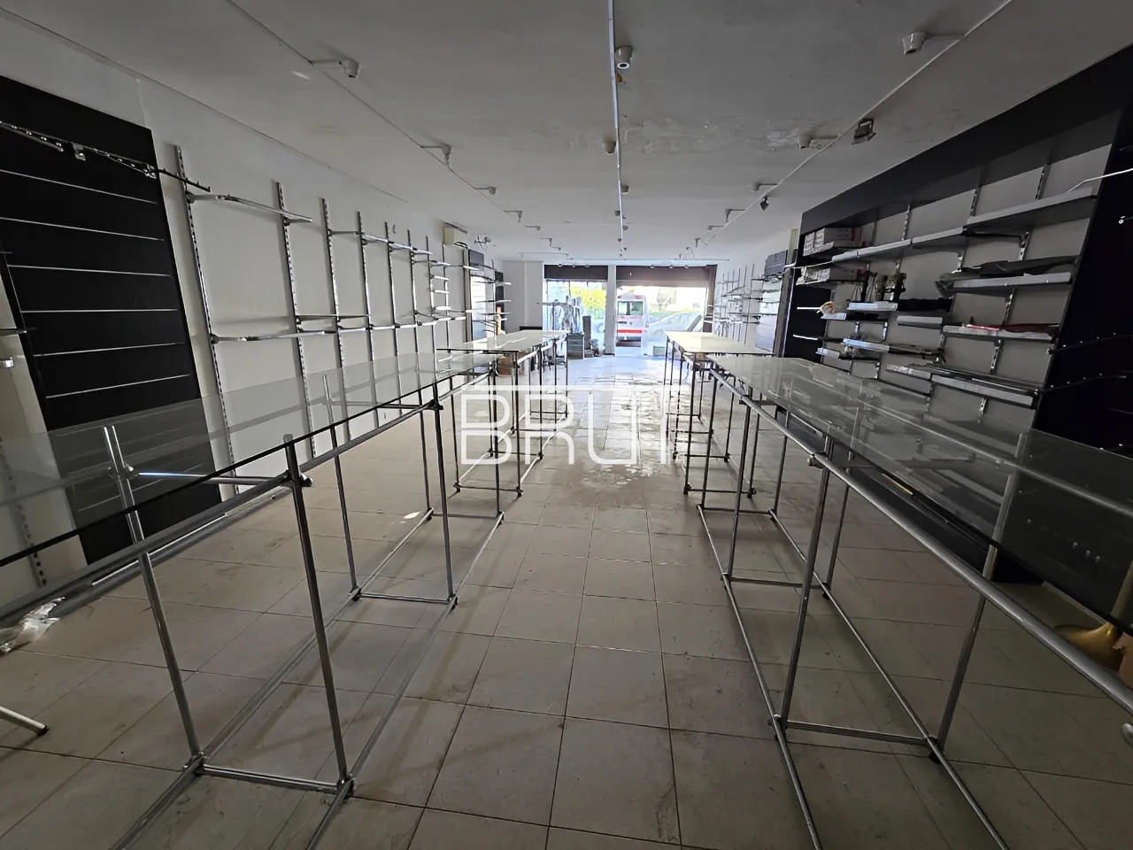 Shop For Sale in Zouk Mikeal