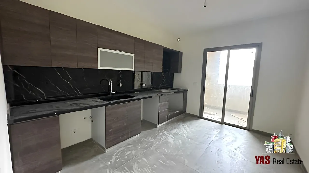 Apartment for Sale in Ballouneh - 3 bed, 3 bath