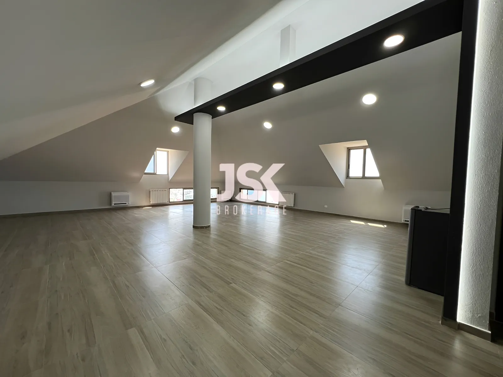 Villa for Sale in Blat