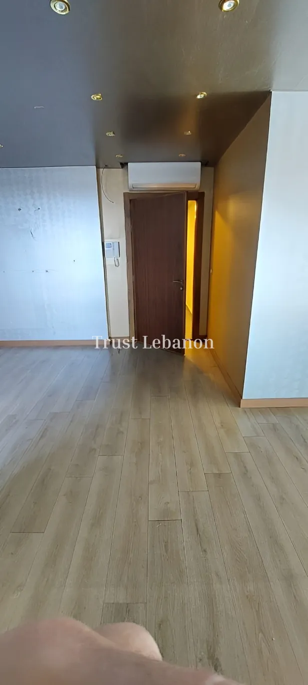 Office for rent in Dbayeh, Lebanon