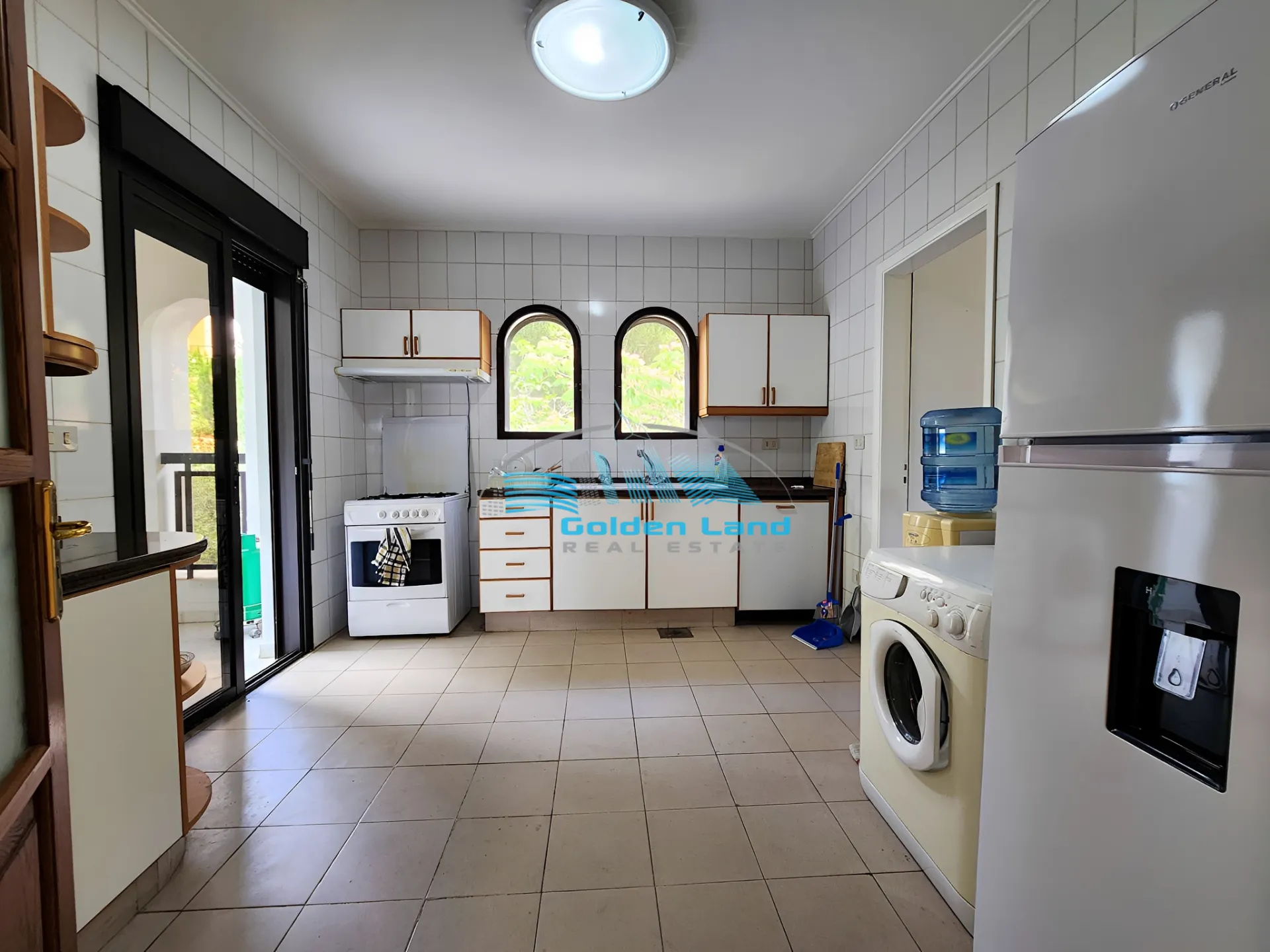 Apartment for Rent in Broummana - 3 bed, 3 bath