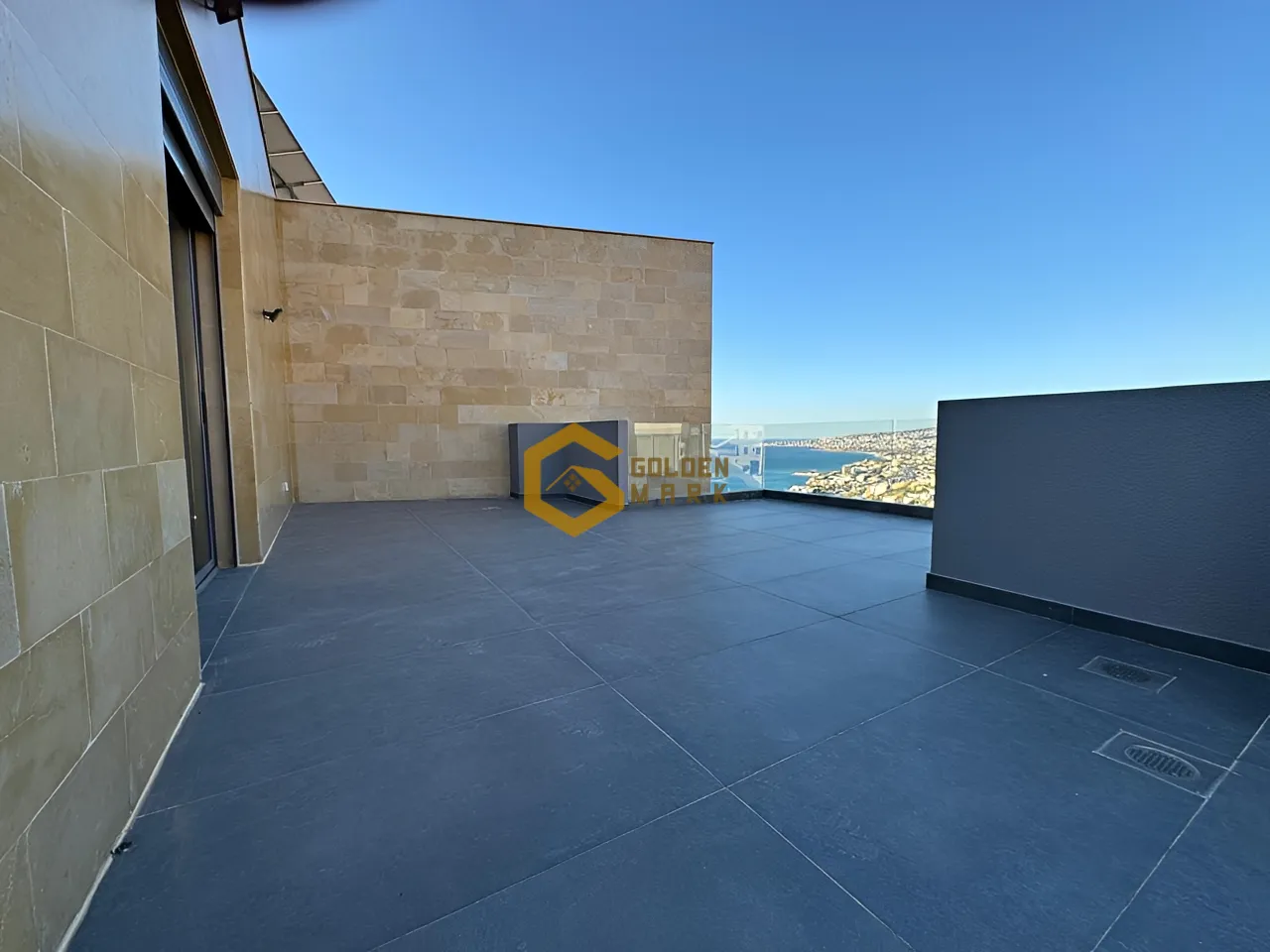 Duplex for Sale in Nahr Ibrahim - 4 bed, 4 bath