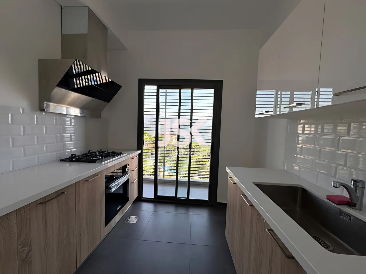 Apartment for Rent in Beit Meri