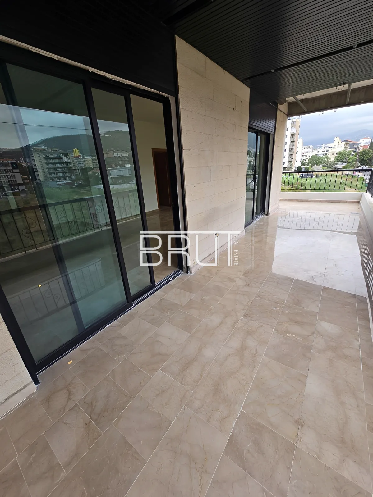 Apartment for Rent in Kaslik