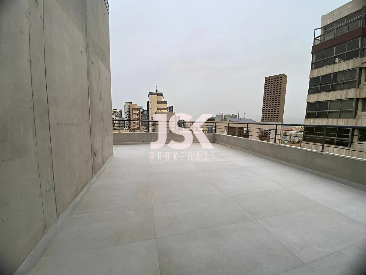 Apartment for Sale in Spears, Beirut, Lebanon