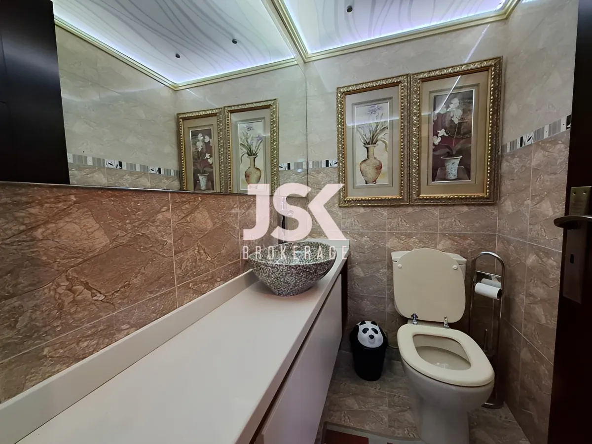 Apartment for Sale in Ballouneh, Lebanon