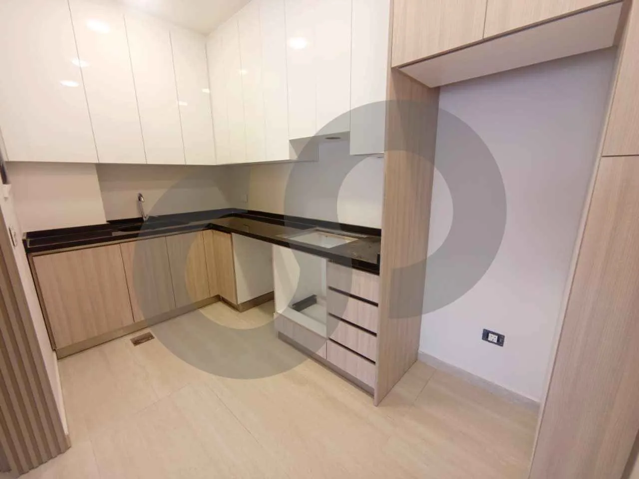 Apartment for Sale in Forn El Chebbak