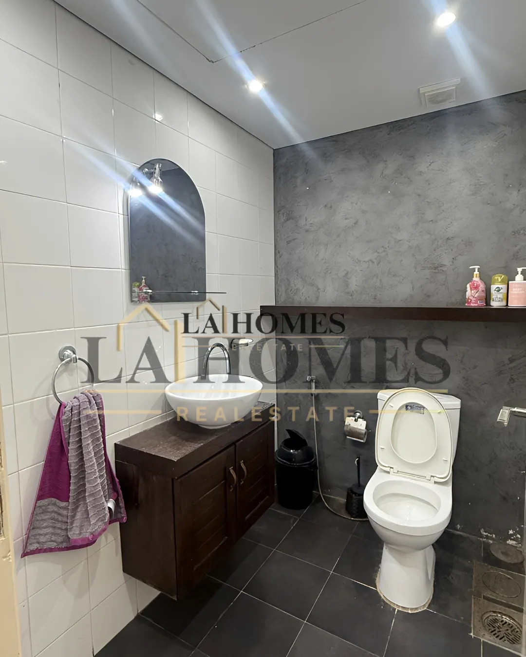 Apartment for sale in Amchit, jbeil, lebanon - 2 bed, 2.0 bath