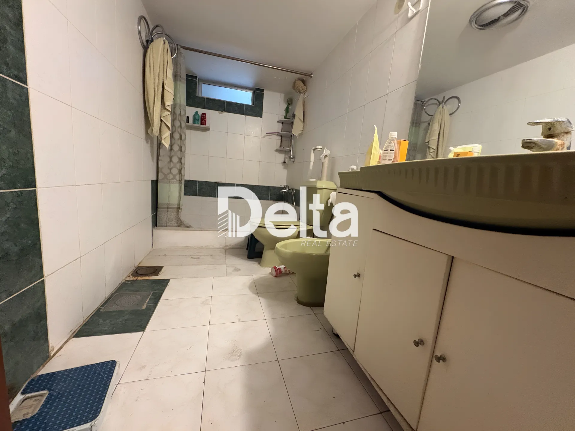 Apartment for rent in Sakiet el janzeer, beirut, lebanon