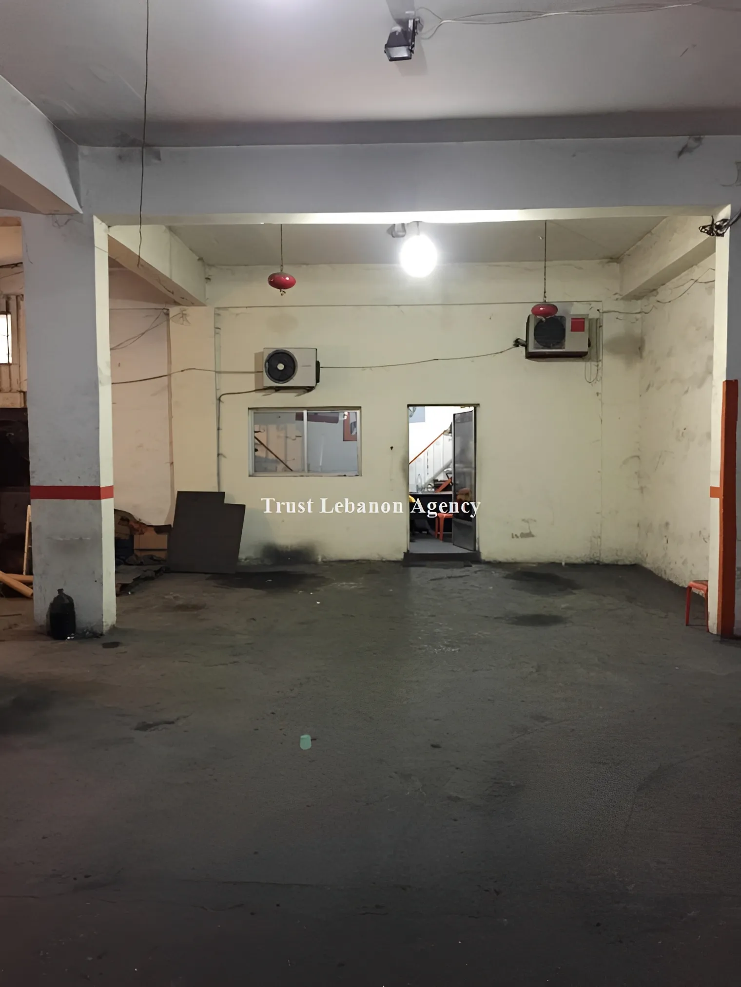 Office for sale in Metn, Dbayeh
