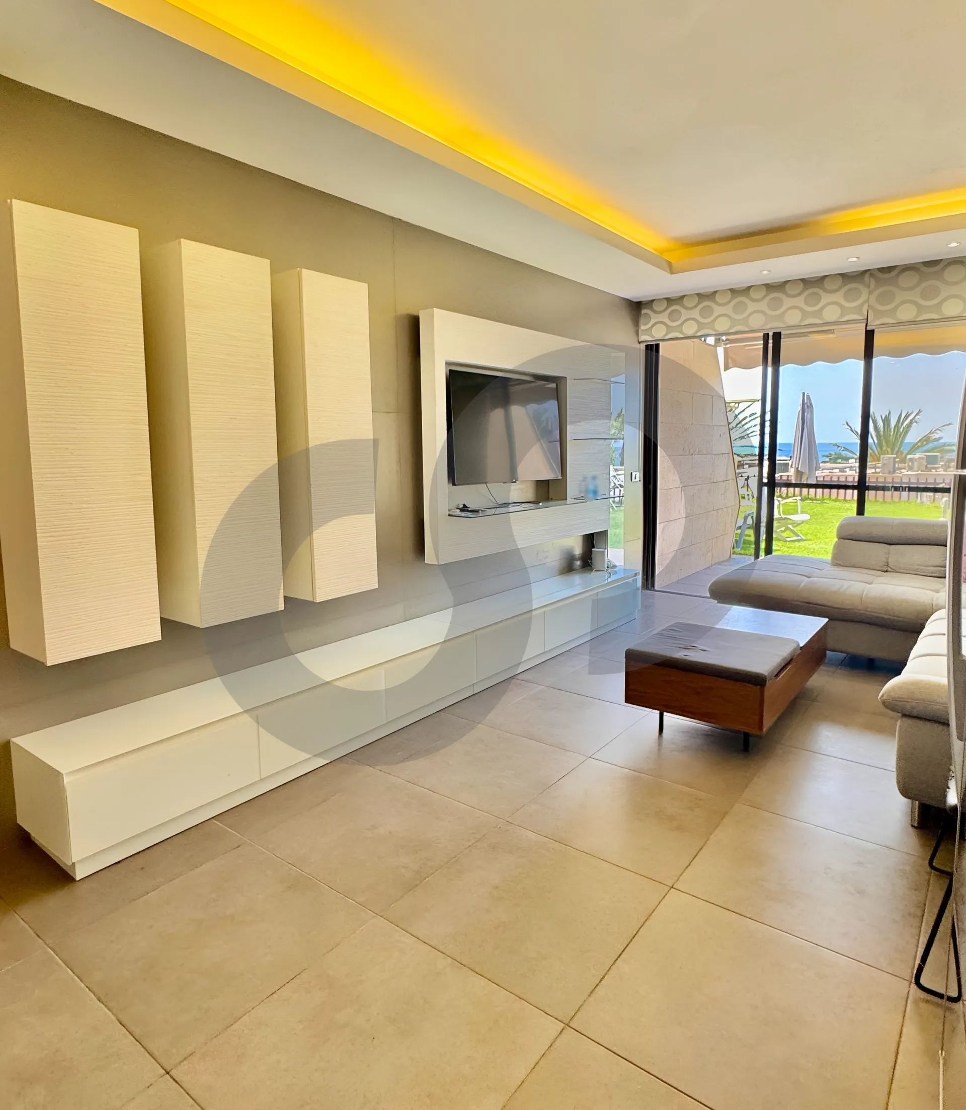 Chalet for Sale in Halat - 3 bed, 2 bath