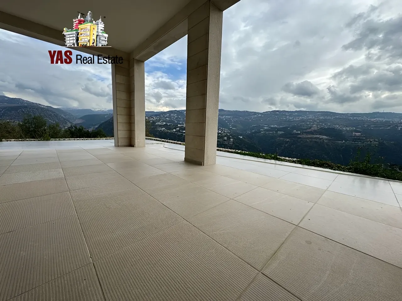 Villa for Sale in Ajaltoun