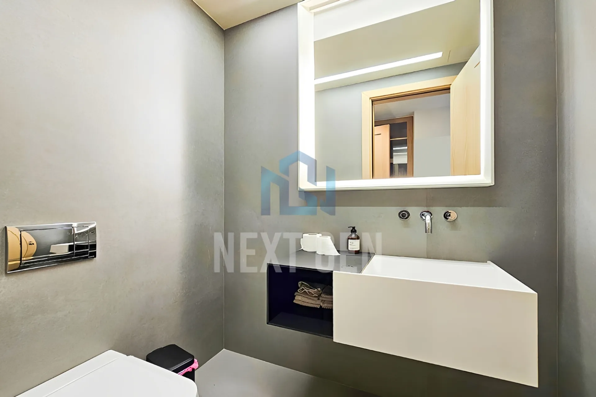 Apartment for sale in Ras Beirut, Beirut, Lebanon