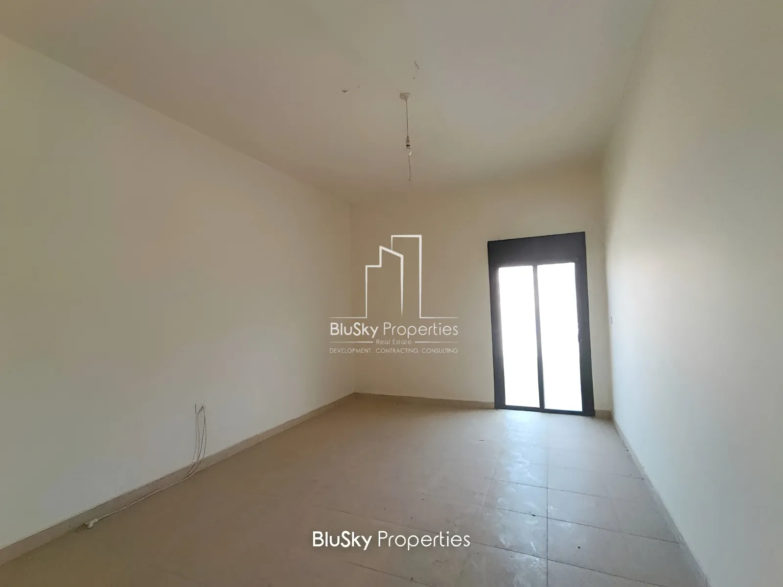 Apartment for Sale in Adma - 5 bed, 3 bath